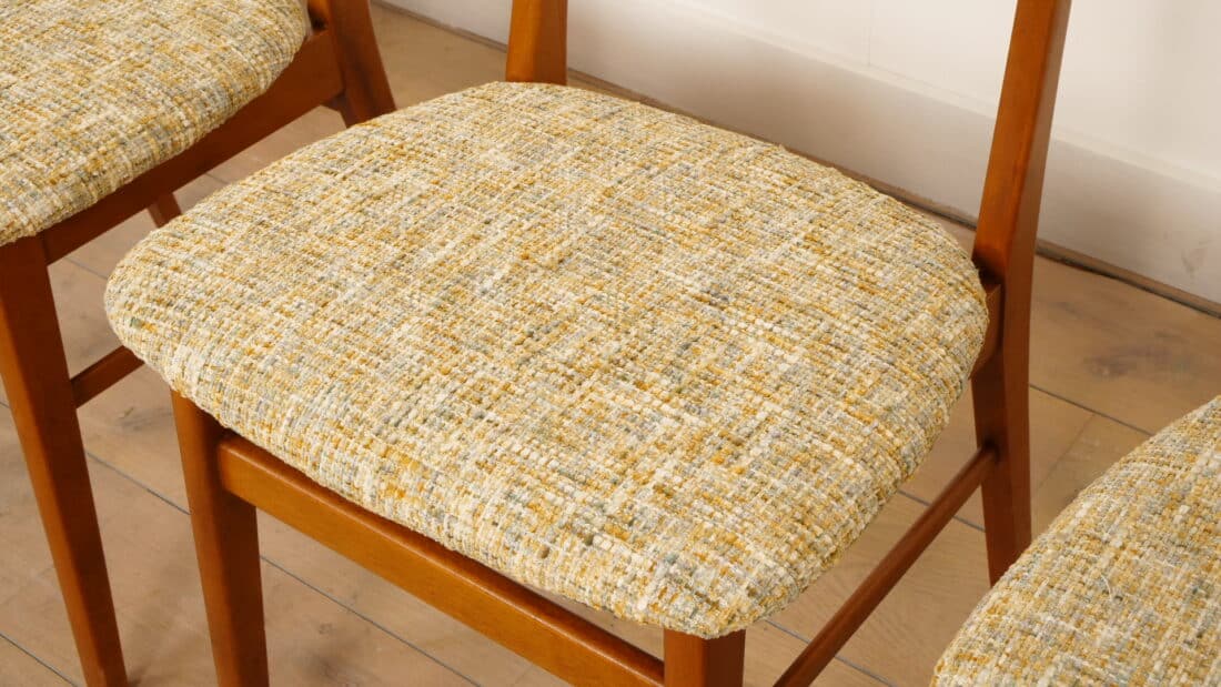 6 X Eetkamerstoel Farstrup Model 210 Opnieuw Gestoffeerd