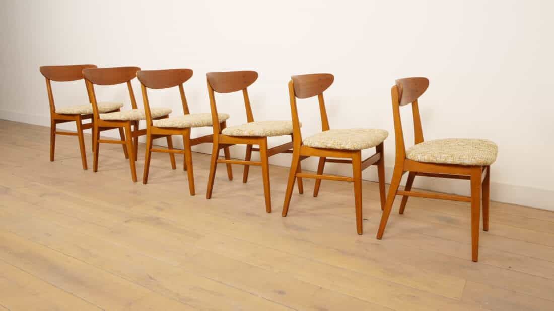 6 X Eetkamerstoel Farstrup Model 210 Opnieuw Gestoffeerd