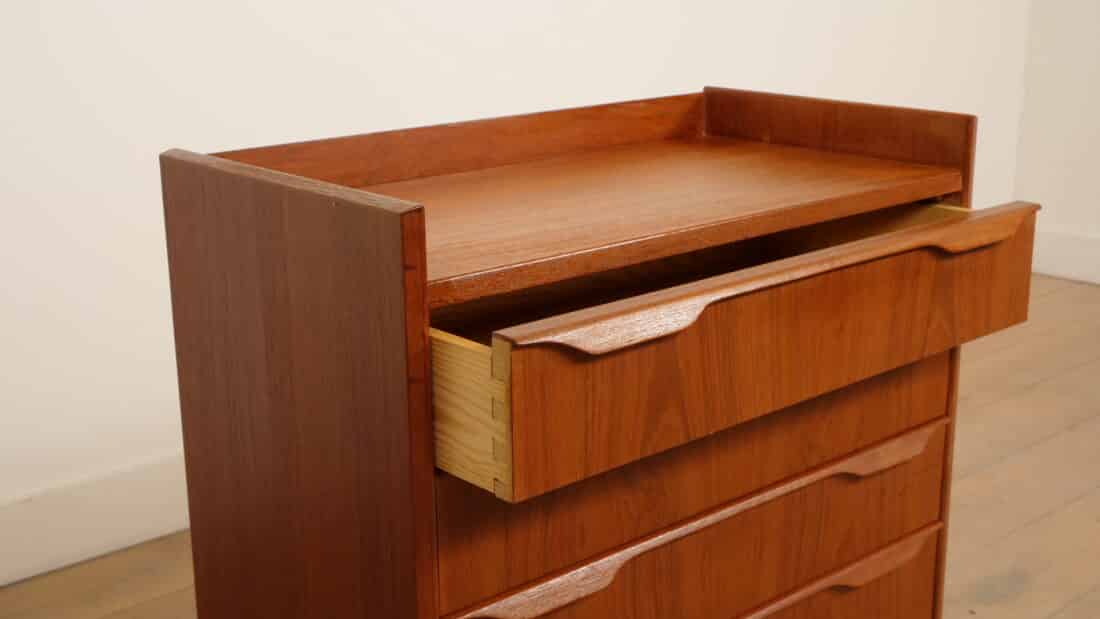 Vintage Deense Ladekast Teak 5 Lades