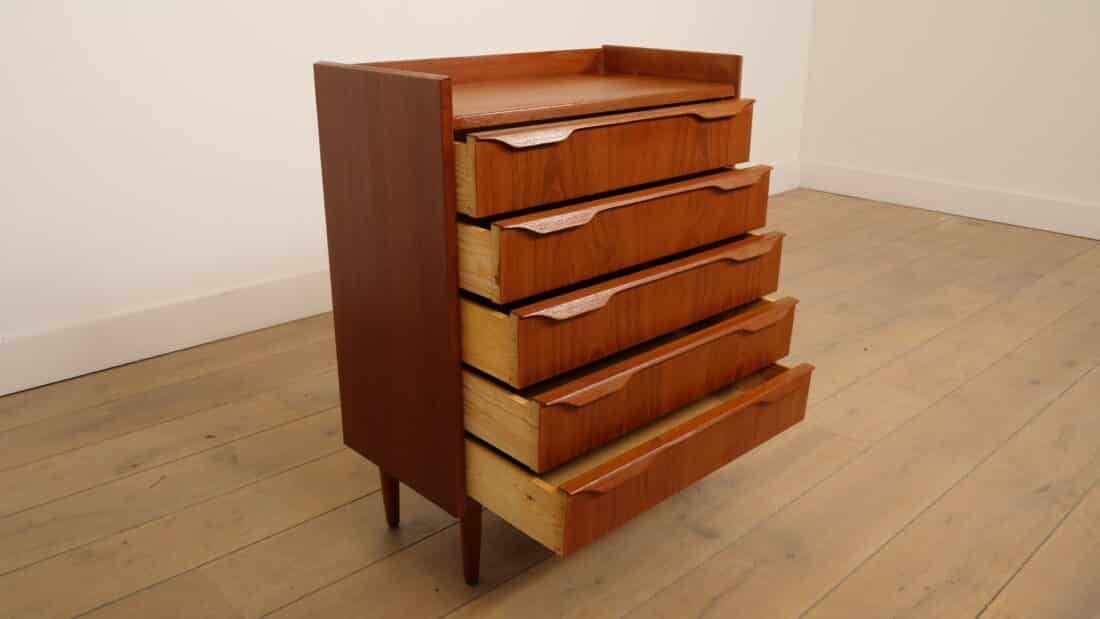 Vintage Deense Ladekast Teak 5 Lades