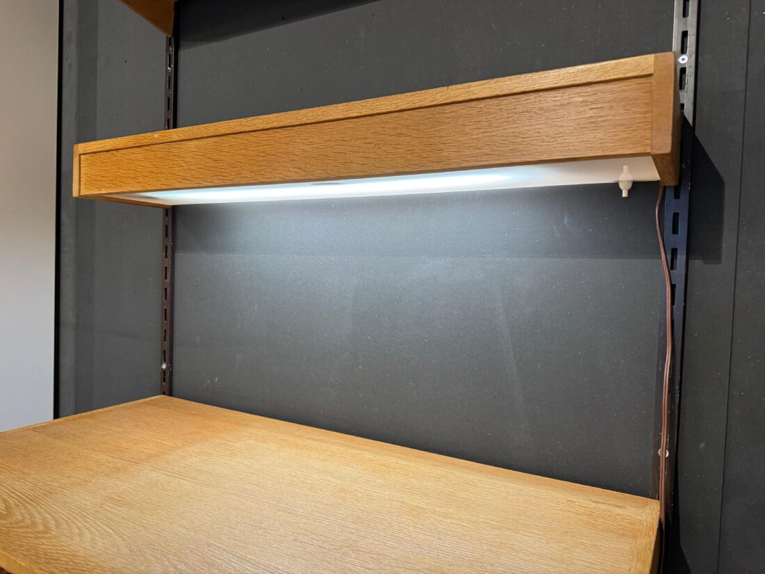 Vintage Boekenrek Bureau Met Verlichting Kai Kristiansen Wandplanken Eiken