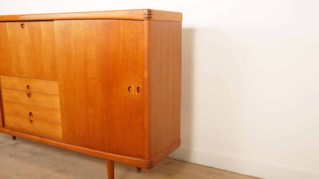 Vintage Kast Deens Highboard Schuifdeuren Bramin 225 Cm Vintage Kast Deens Highboard Schuifdeuren Bramin 225 Cm