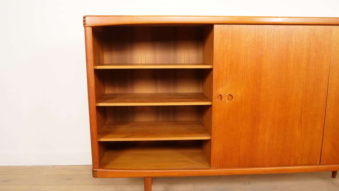 Vintage Kast Deens Highboard Schuifdeuren Bramin 225 Cm Vintage Kast Deens Highboard Schuifdeuren Bramin 225 Cm
