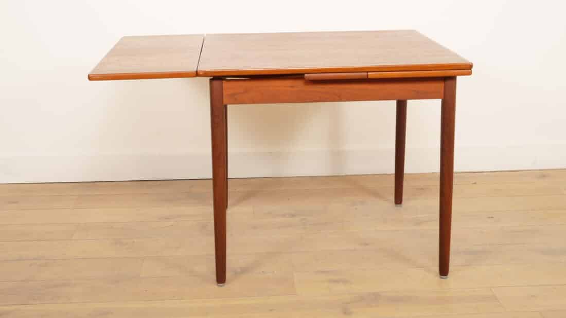 Compacte Vintage Eettafel Uitschuifbaar 1960s Compacte Vintage Eettafel Uitschuifbaar 1960s
