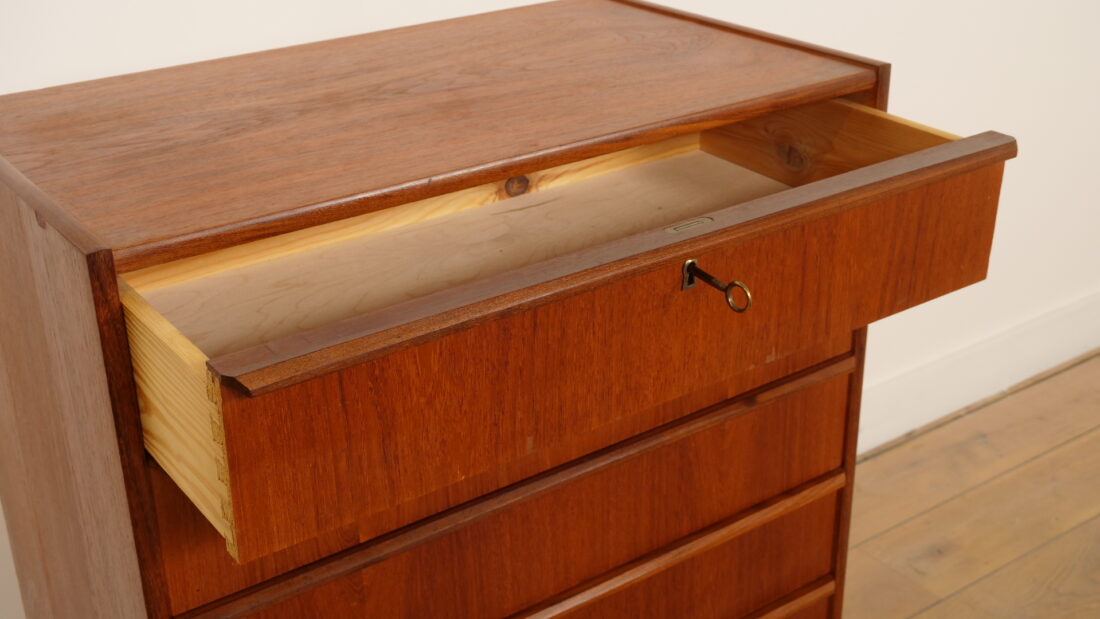 Vintage Deense Ladekast Teak 6 Lades 100 Cm Vintage Deense Ladekast Teak 6 Lades 100 Cm
