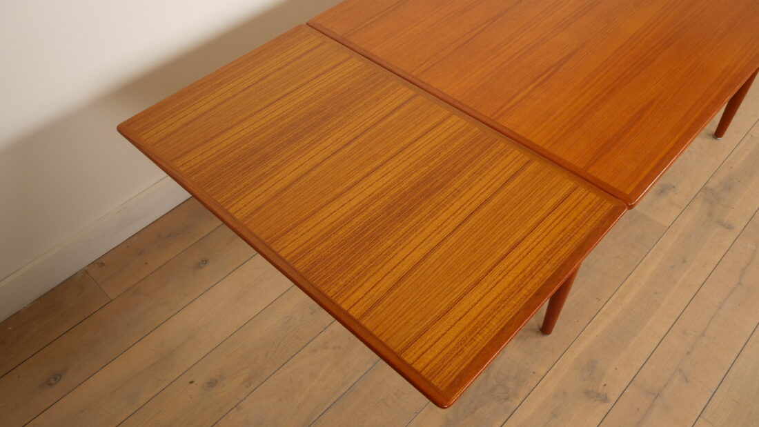 Vintage Eettafel Omann Jun No 50 Teak Uitschuifbaar