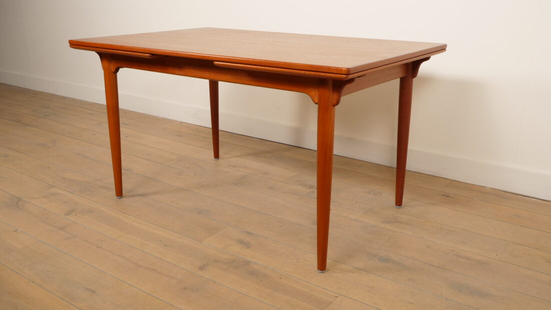 Vintage Eettafel Omann Jun No 50 Teak Uitschuifbaar