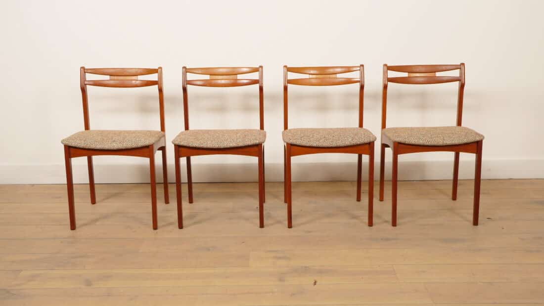 Set Van 4 Eetkamerstoelen Teak