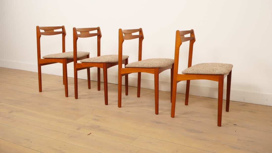 Set Van 4 Eetkamerstoelen Teak