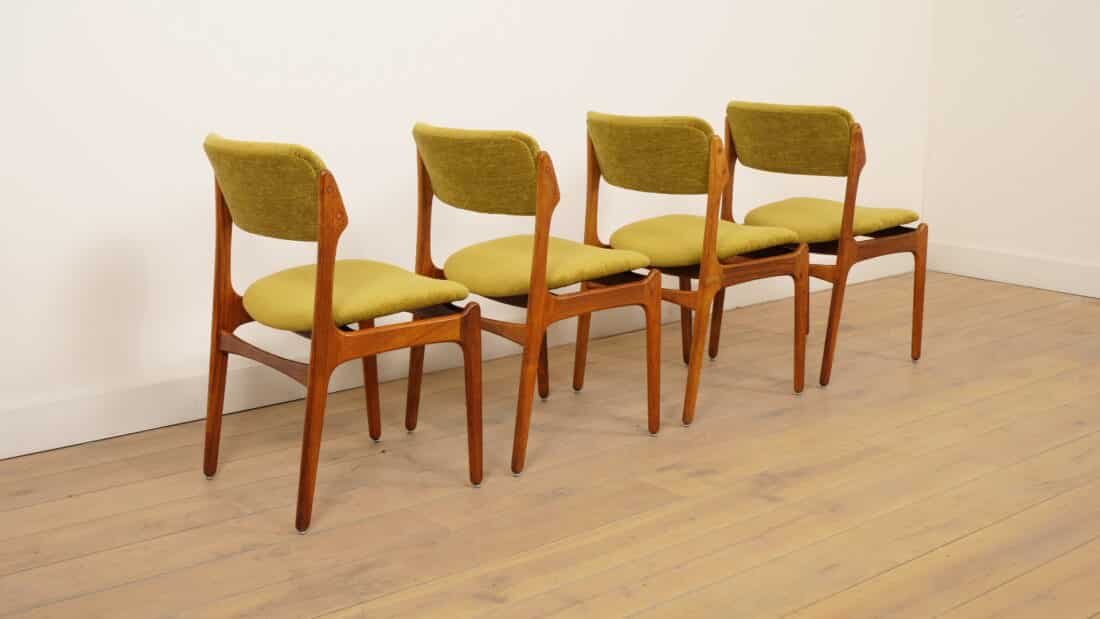 4 X Eetkamerstoelen Erik Buch Model 49 Palissander Opnieuw Gestoffeerd