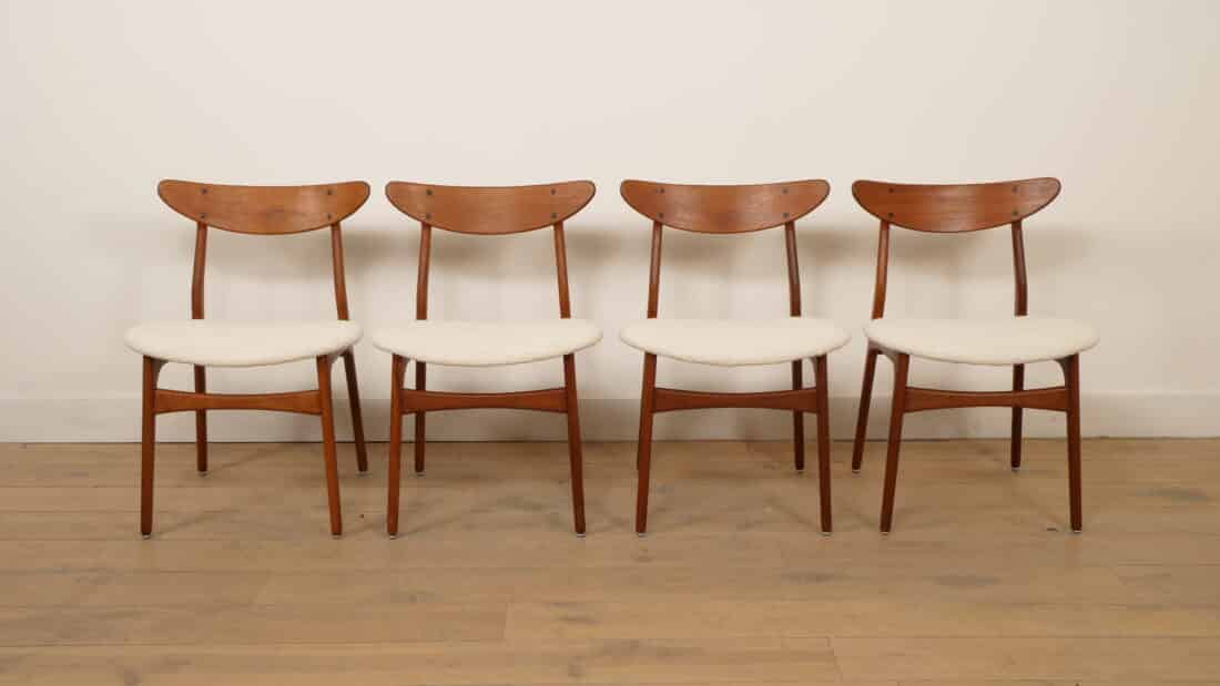 4 X Eetkamerstoel Teak Opnieuw Gestoffeerd