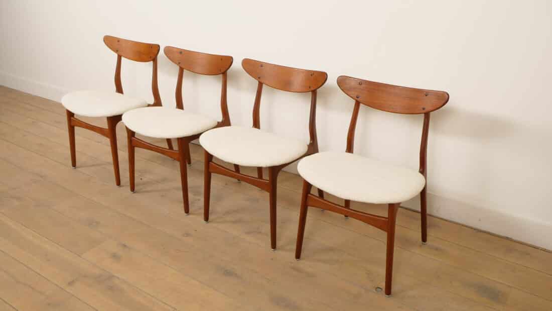 4 X Eetkamerstoel Teak Opnieuw Gestoffeerd