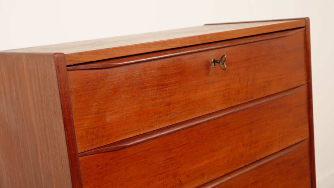 Vintage Deense Ladekast Teak 6 Lades 123 Cm Vintage Deense Ladekast Teak 6 Lades 123 Cm