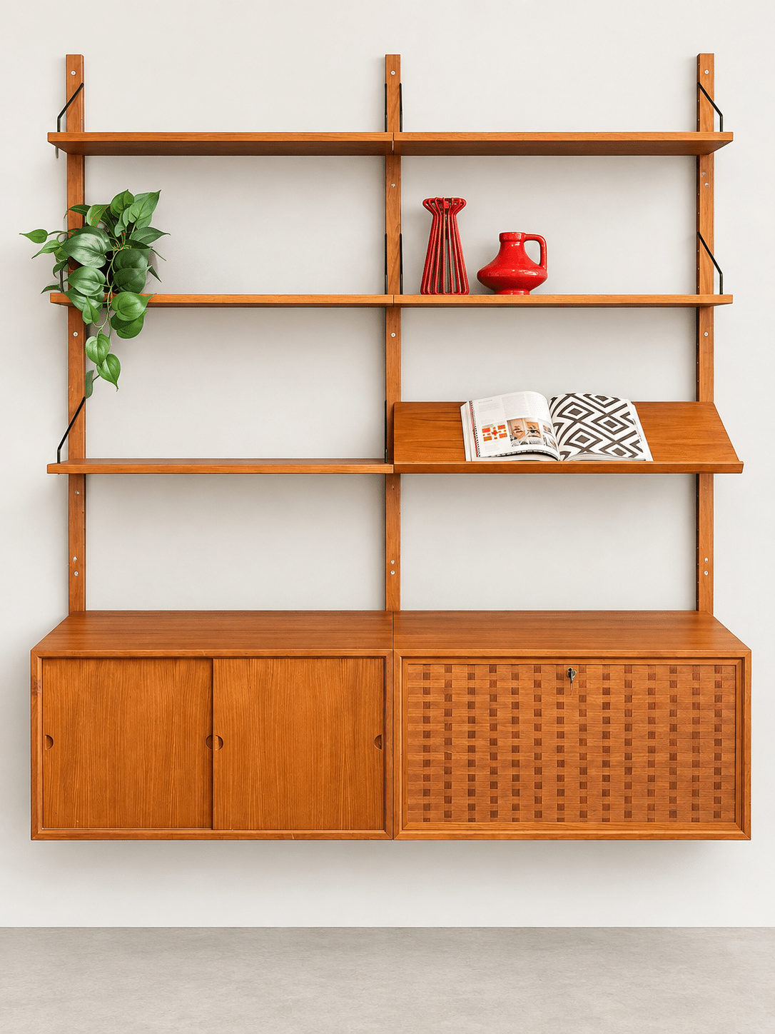 Wand Systeem Royal System Poul Cadovius Teak
