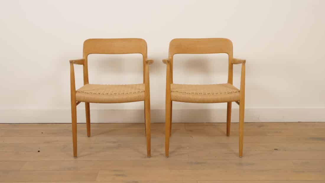 2 X Niels Otto Moller Eetkamerstoelen Model 56 Eiken Gerestaureerd