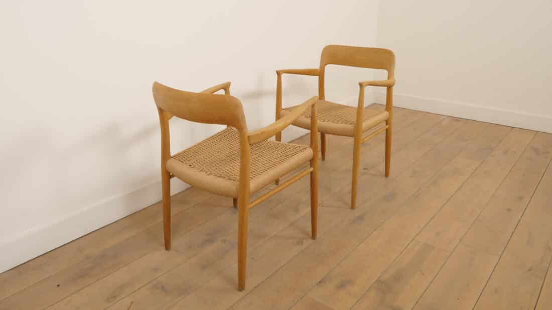 2 X Niels Otto Moller Eetkamerstoelen Model 56 Eiken Gerestaureerd