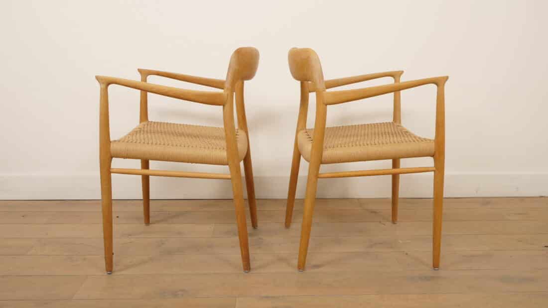 2 X Niels Otto Moller Eetkamerstoelen Model 56 Eiken Gerestaureerd