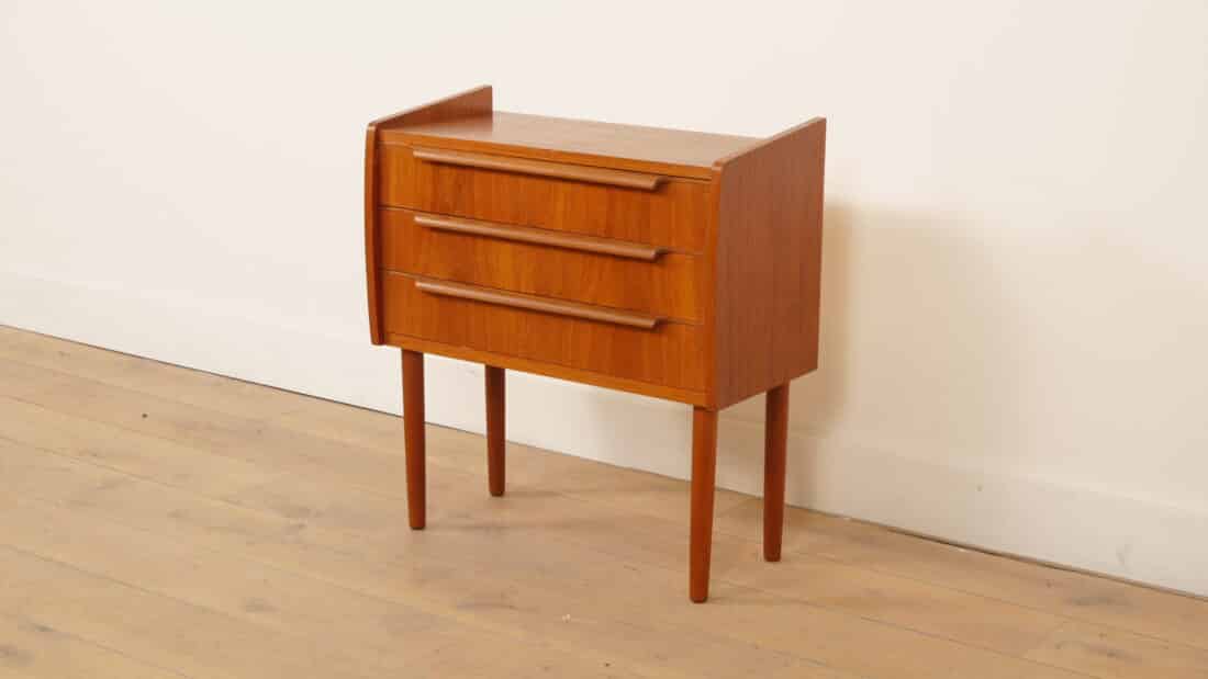 Vintage Ladekast 3 Lades Nachtkastje Teak