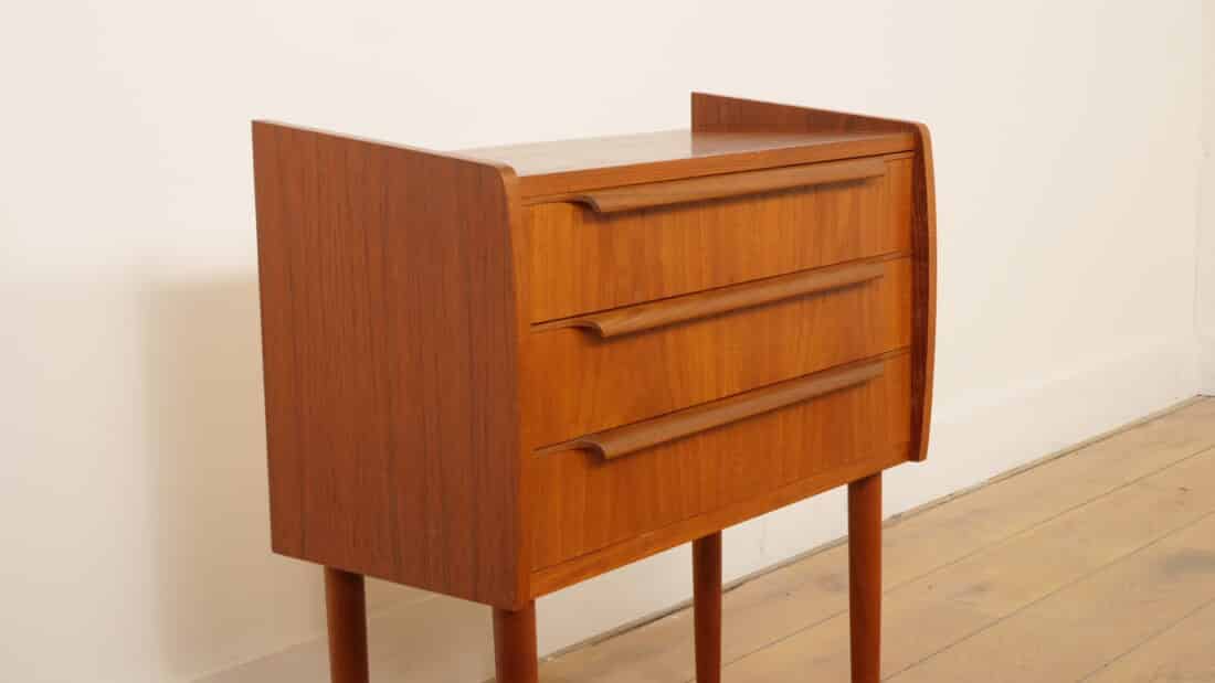 Vintage Ladekast 3 Lades Nachtkastje Teak