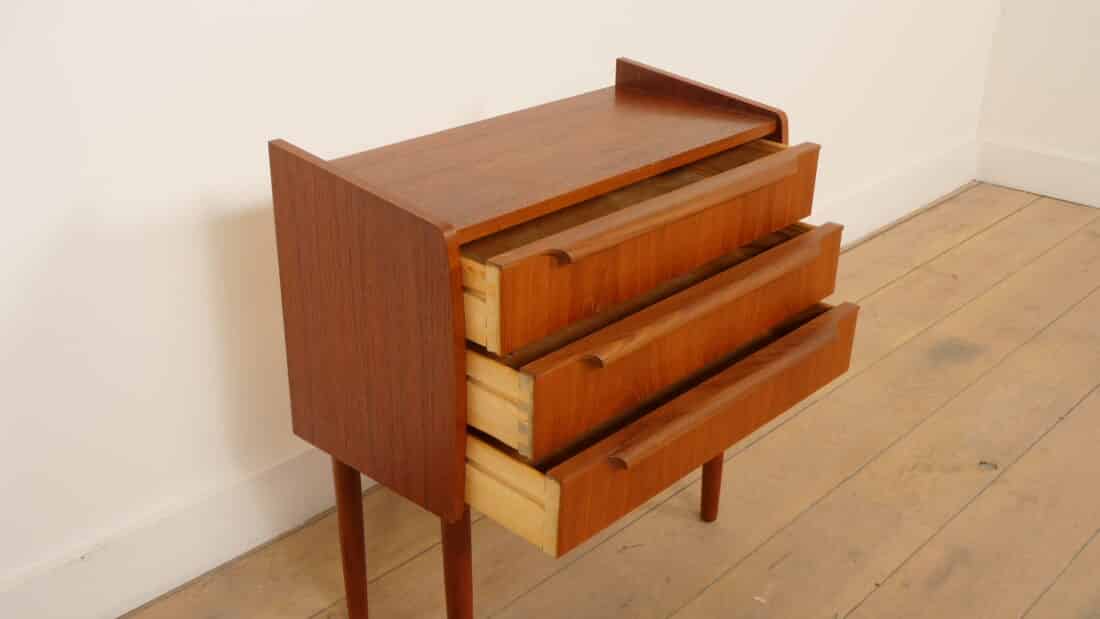Vintage Ladekast 3 Lades Nachtkastje Teak