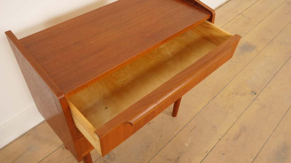 Vintage Ladekast 3 Lades Nachtkastje Teak