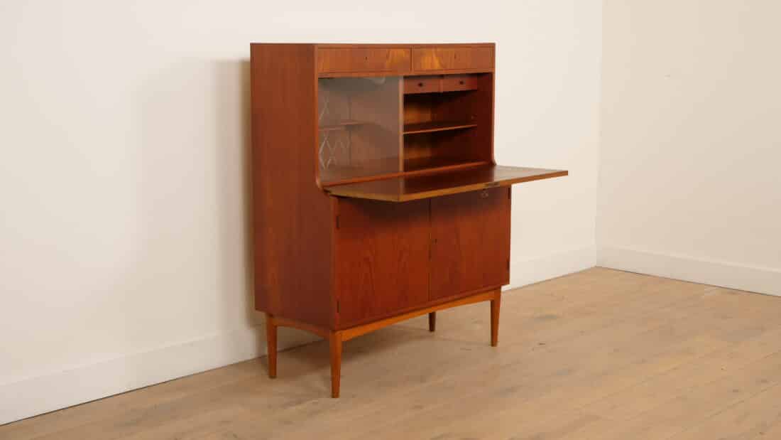 Vintage Barkast Teak Deens Design H P Hansen 1960s Vintage Barkast Teak Deens Design H P Hansen 1960s