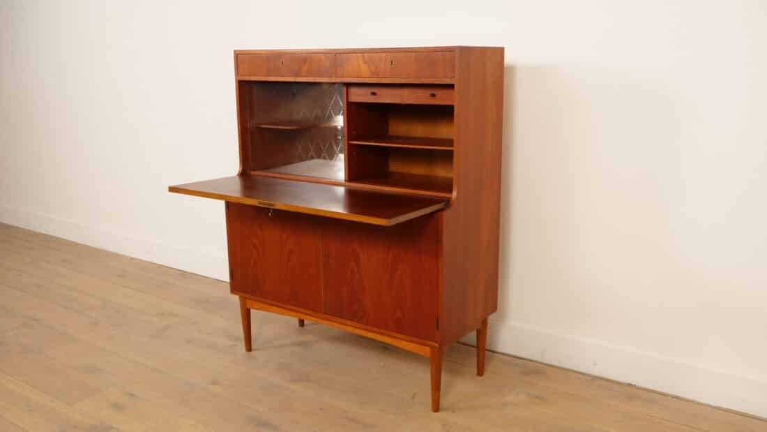 Vintage Barkast Teak Deens Design H P Hansen 1960s Vintage Barkast Teak Deens Design H P Hansen 1960s