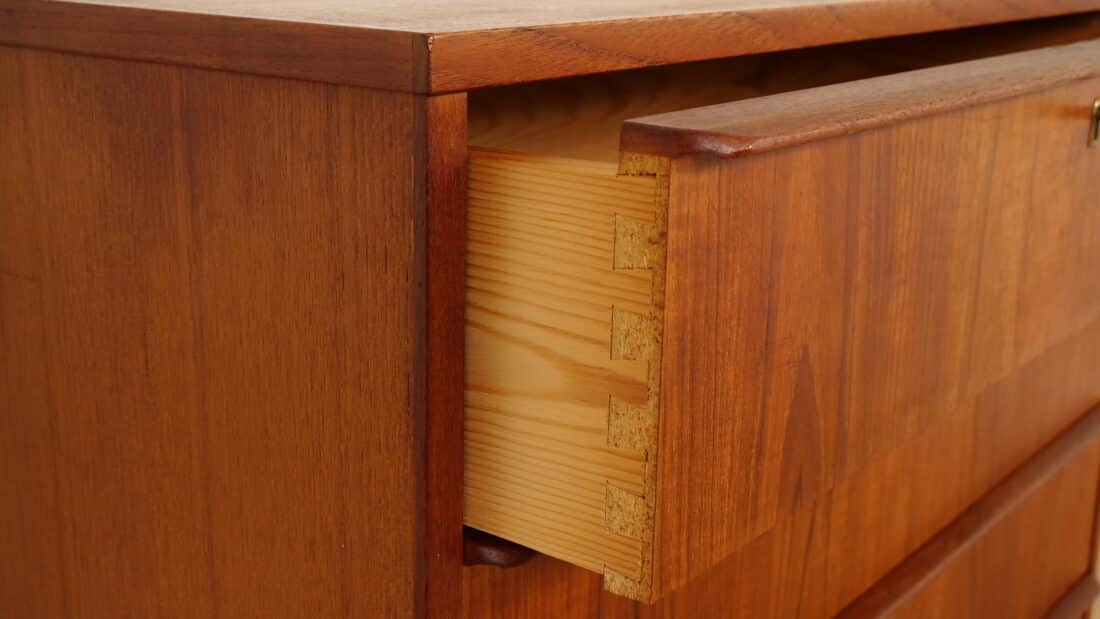 Vintage Deense Ladekast Teak 6 Lades 106 Cm Vintage Deense Ladekast Teak 6 Lades 106 Cm