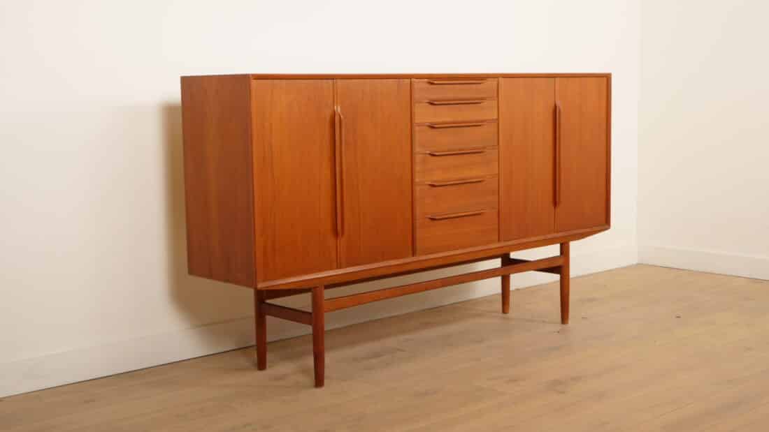 Deens Vintage Highboard In Teak Midcentury Modern Wandkast Deens Vintage Highboard In Teak Midcentury Modern Wandkast