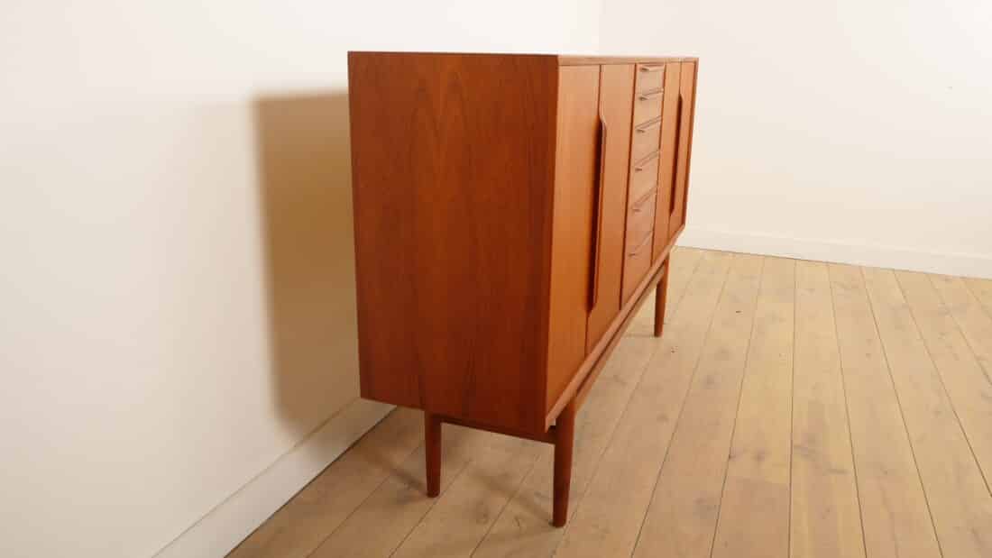 Deens Vintage Highboard In Teak Midcentury Modern Wandkast Deens Vintage Highboard In Teak Midcentury Modern Wandkast
