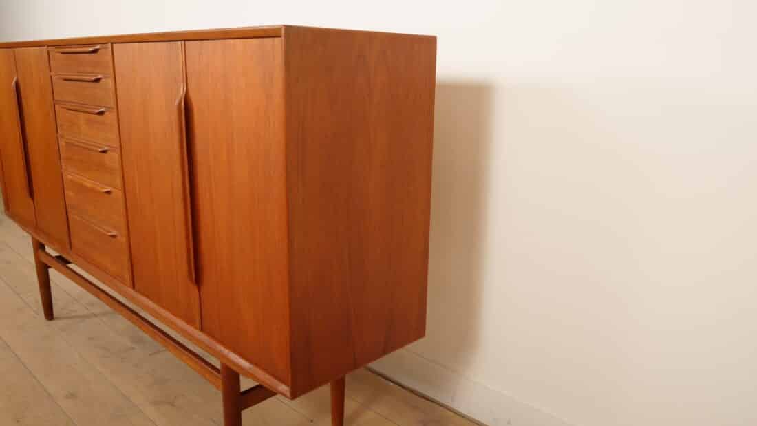 Deens Vintage Highboard In Teak Midcentury Modern Wandkast Deens Vintage Highboard In Teak Midcentury Modern Wandkast