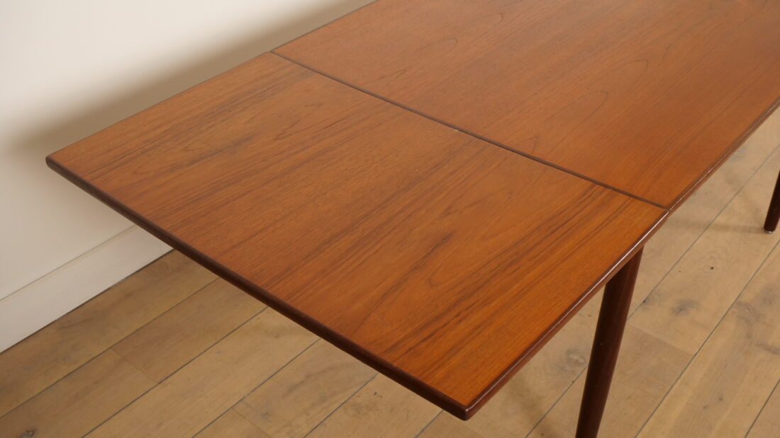 Vintage Eettafel Teak Uitschuifbaar 123 Cm Bootmodel