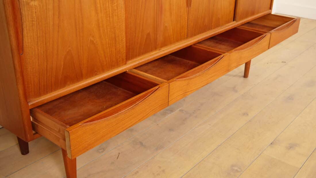 Vintage Deens Highboard Wandkast Teak 185 Cm Vintage Deens Highboard Wandkast Teak 185 Cm