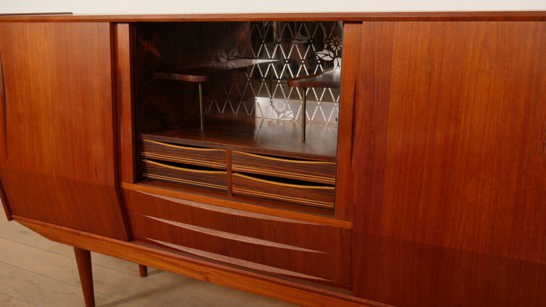 Vintage Highboard Wandkast Teak 1960s Vintage Highboard Wandkast Teak 1960s