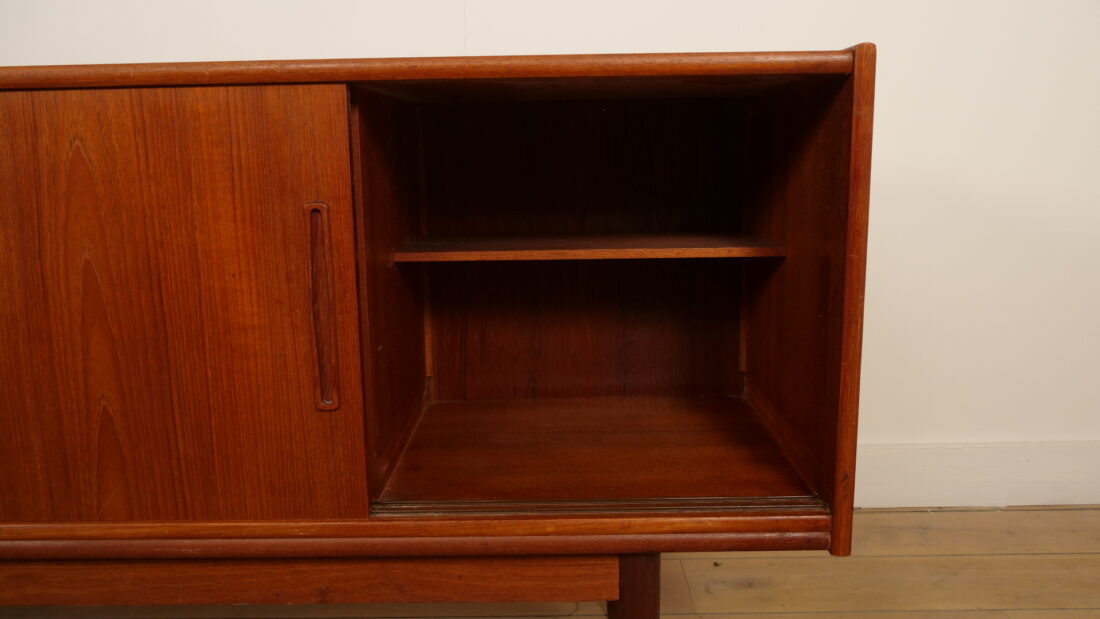 Vintage Dressoir Schuifdeuren Scandinavisch Design 195 Cm