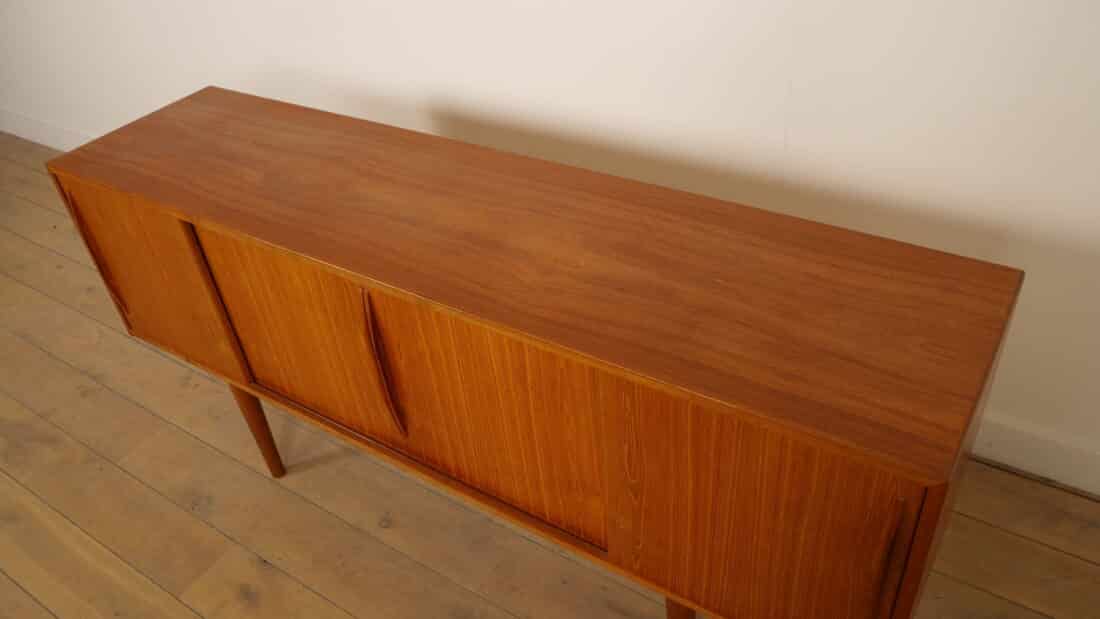 Vintage Deens Dressoir Schuifdeuren Scandinavisch Design 185 Cm Vintage Deens Dressoir Schuifdeuren Scandinavisch Design 185 Cm
