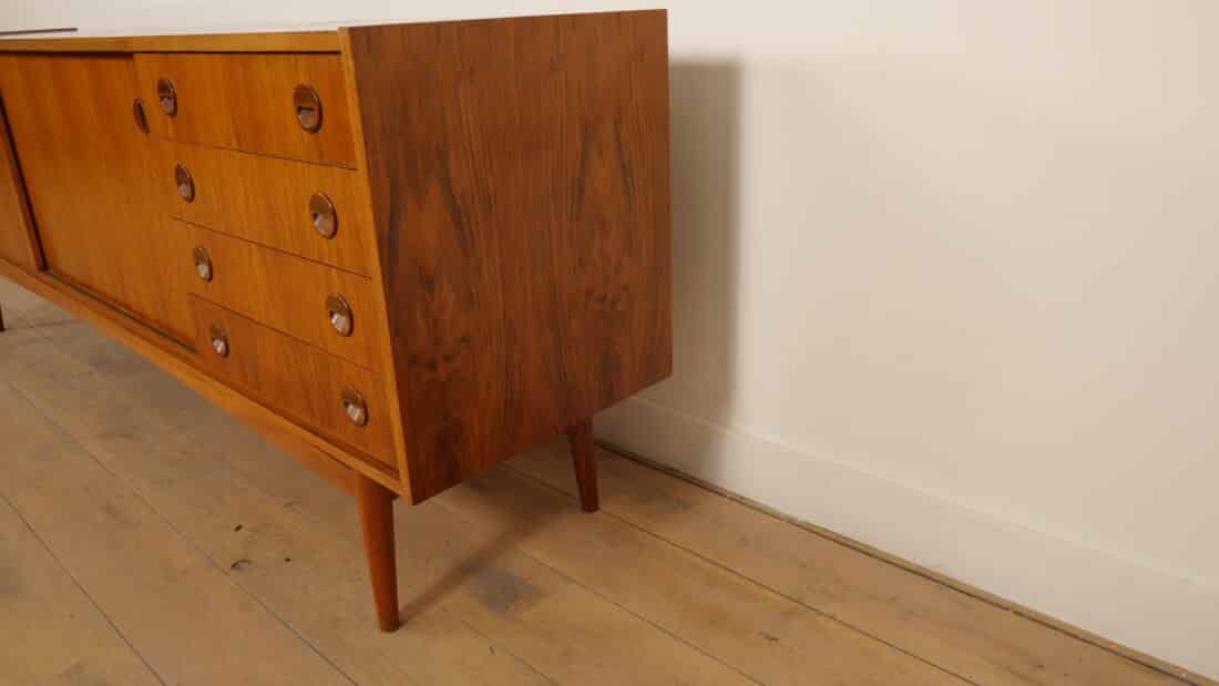 Trp Post Container Data Trp Post Id 27679 Vintage Dressoir Xl Schuifdeuren Scandinavisch Design 241 Cm Trp Post Container