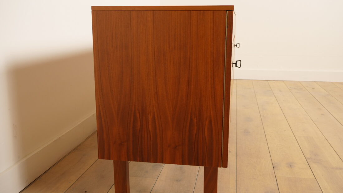 Trp Post Container Data Trp Post Id 27737 Vintage Dressoir Mid Century Modern 200 Cm Trp Post Container