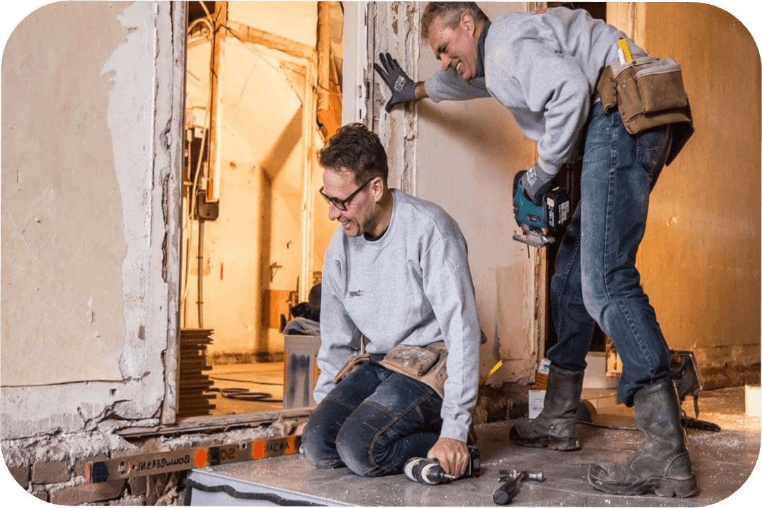 fase 1 jij legt de vloer en krijgt hulp van de compofloor monteur fase 1 jij legt de vloer en krijgt hulp van de compofloor monteur