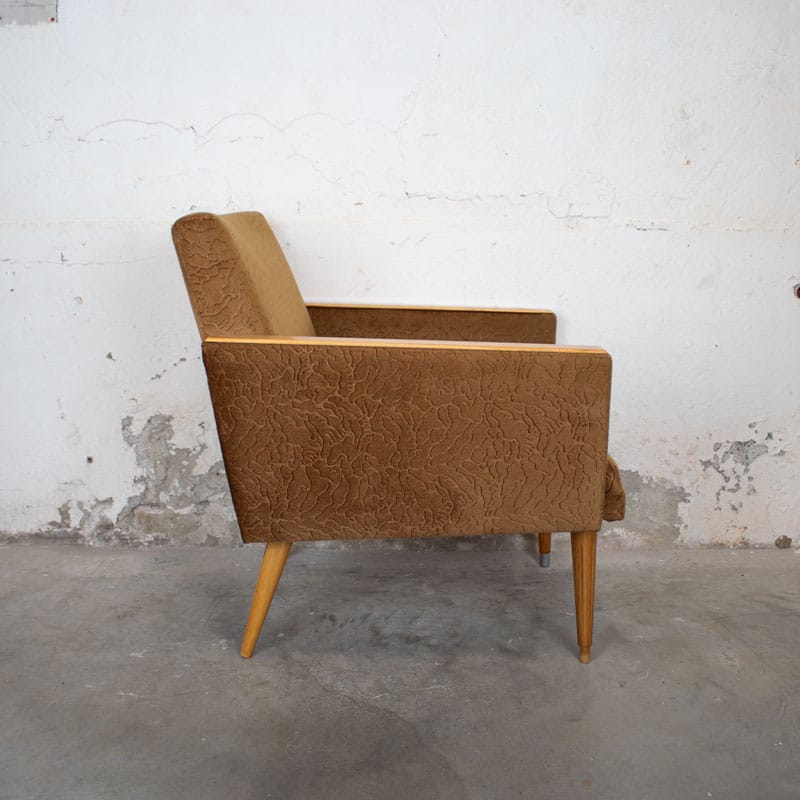 Velvet Chair Okerbruin