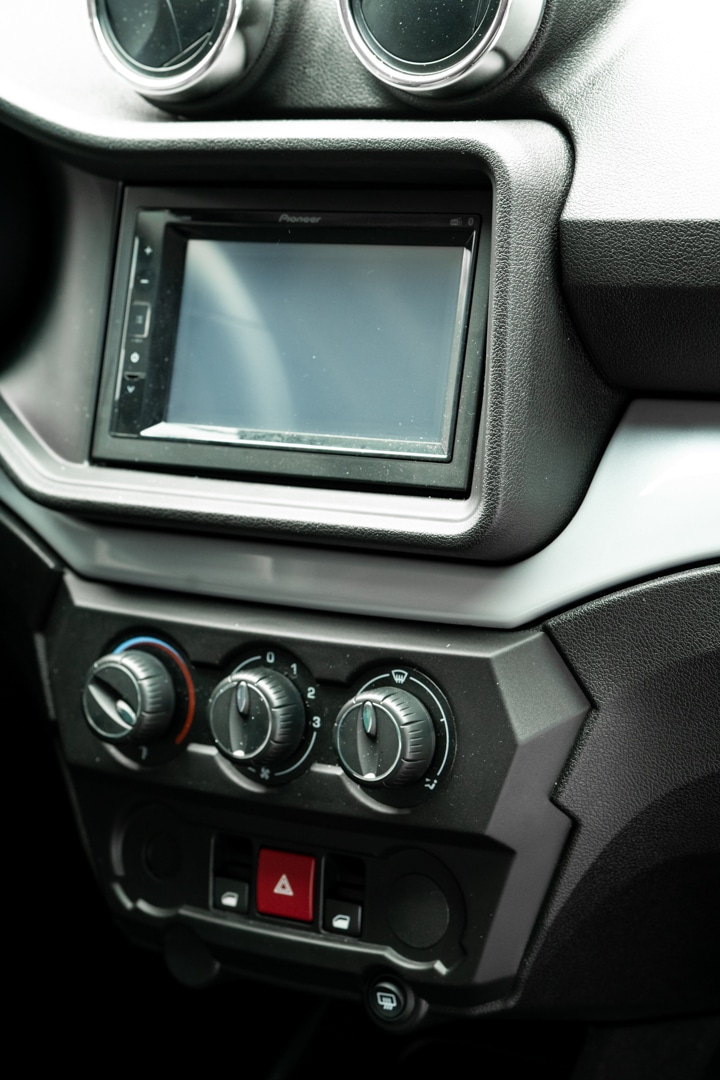 Aixam Crossover Premium Emotion 2023 Brommobiel Nieuw Parelmoerwit Metallic