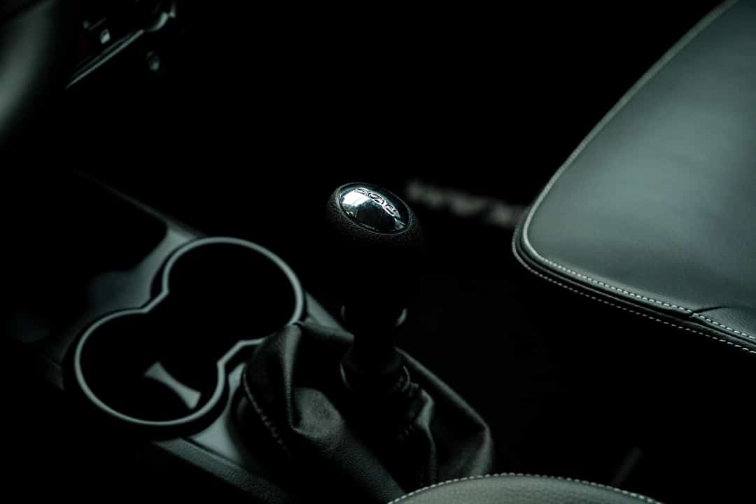 Aixam Crossover Premium Emotion 2022 Brommobiel Occasion Saffierblauw Metallic