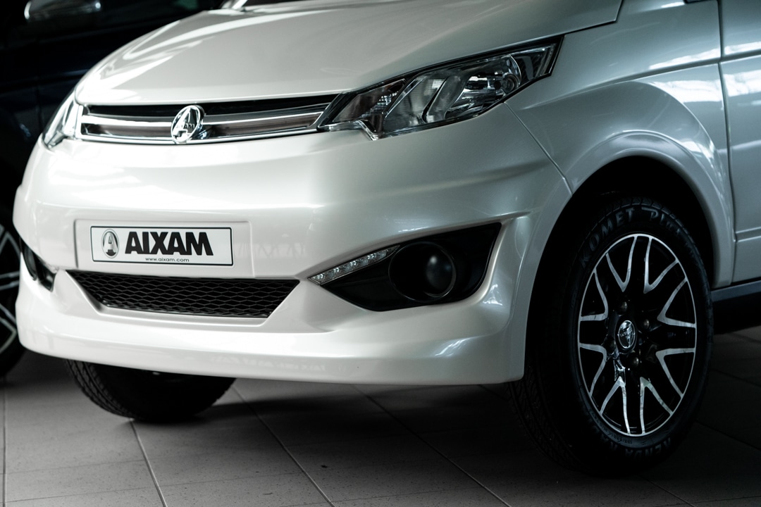 Aixam Ecoupe Premium 2016 Elektrische Brommobiel Occasion Parelmoer Wit Metallic