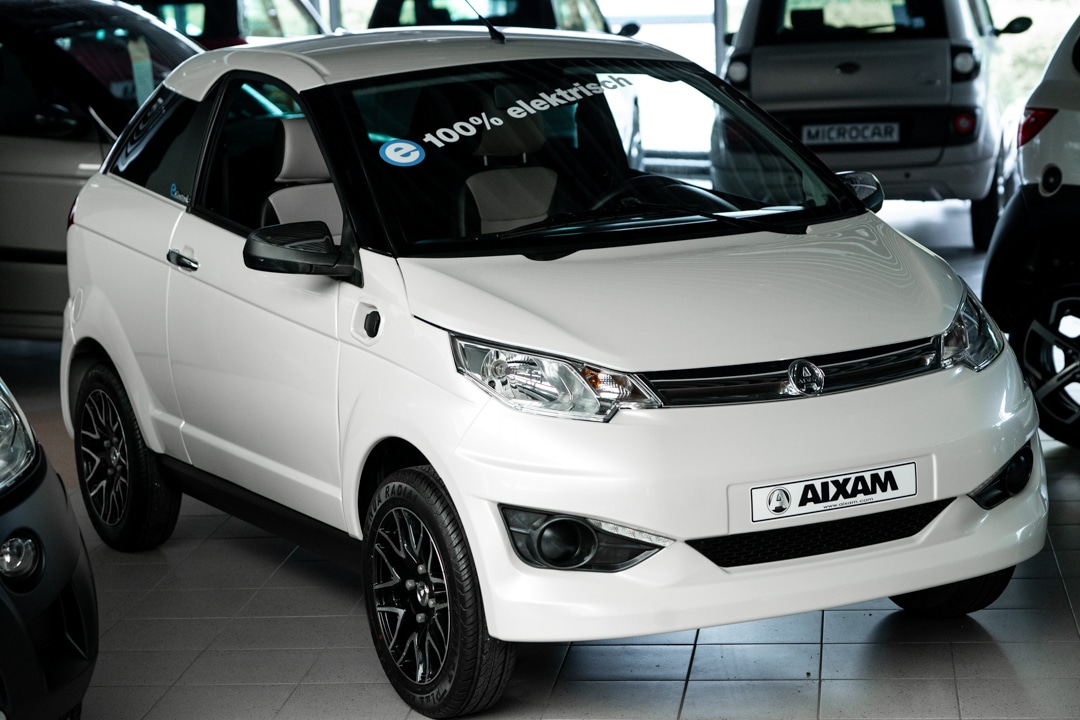 Aixam Ecoupe Premium 2016 Elektrische Brommobiel Occasion Parelmoer Wit Metallic