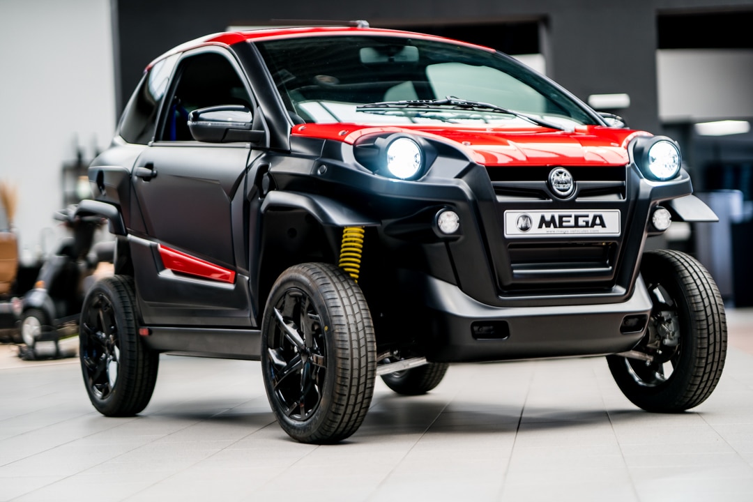Aixam Mega Escouty 2023 100 Elektrische Brommobiel Nieuw Rood Metallic