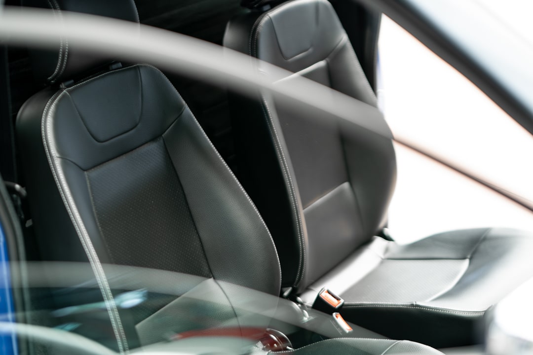 Aixam Crossover Premium Emotion 2020 Brommobiel Occasion Saffierblauw Metallic