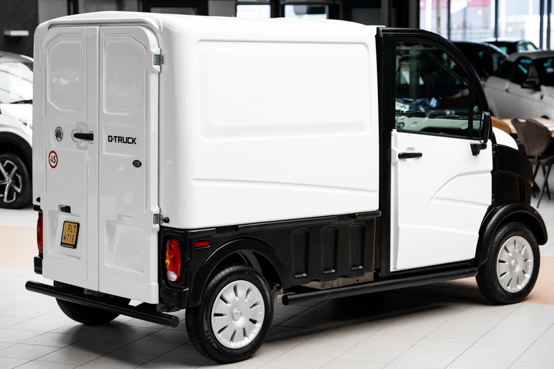 Aixam D Truck Van Uitvoering 2022 Brommobiel Occasion Wit