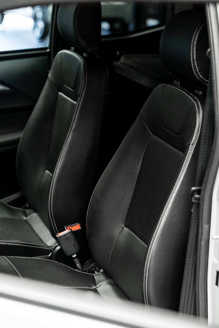 Aixam City Premium Emotion 2021 Brommobiel Occasion Zilver Metallic