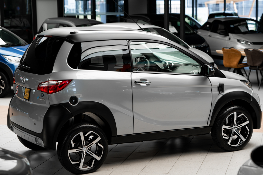 Aixam Ecrossover Premium 2022 Brommobiel Occasion Grijs 100 Elektrisch