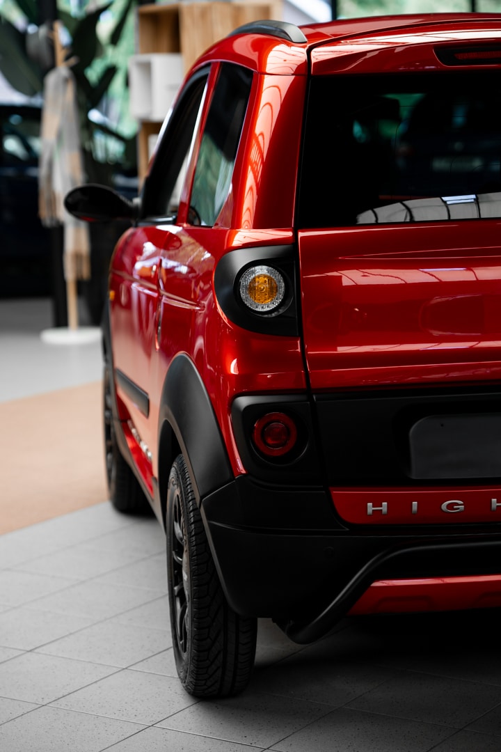 Microcar M Go 6 Highland X Dci 2018 Brommobiel Occasion Toledorood Metallic